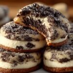 Oreo Cheesecake Cookies